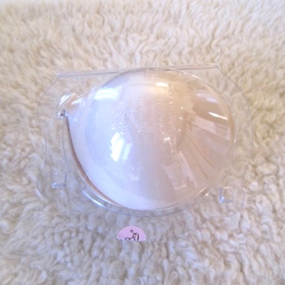 La Senza Seamless Feather-Lite Push-Up Bra - Picture 4 of 9